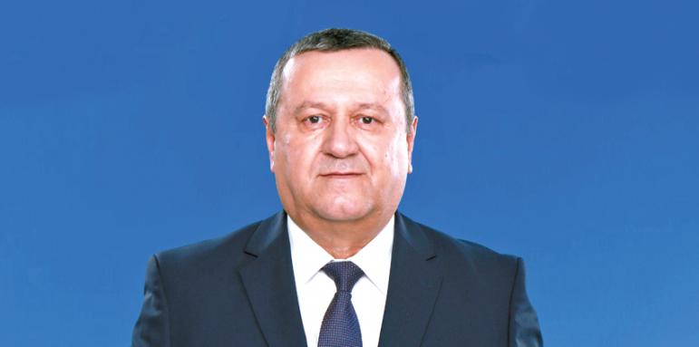 Министър с голям жест към Хасан Адемов